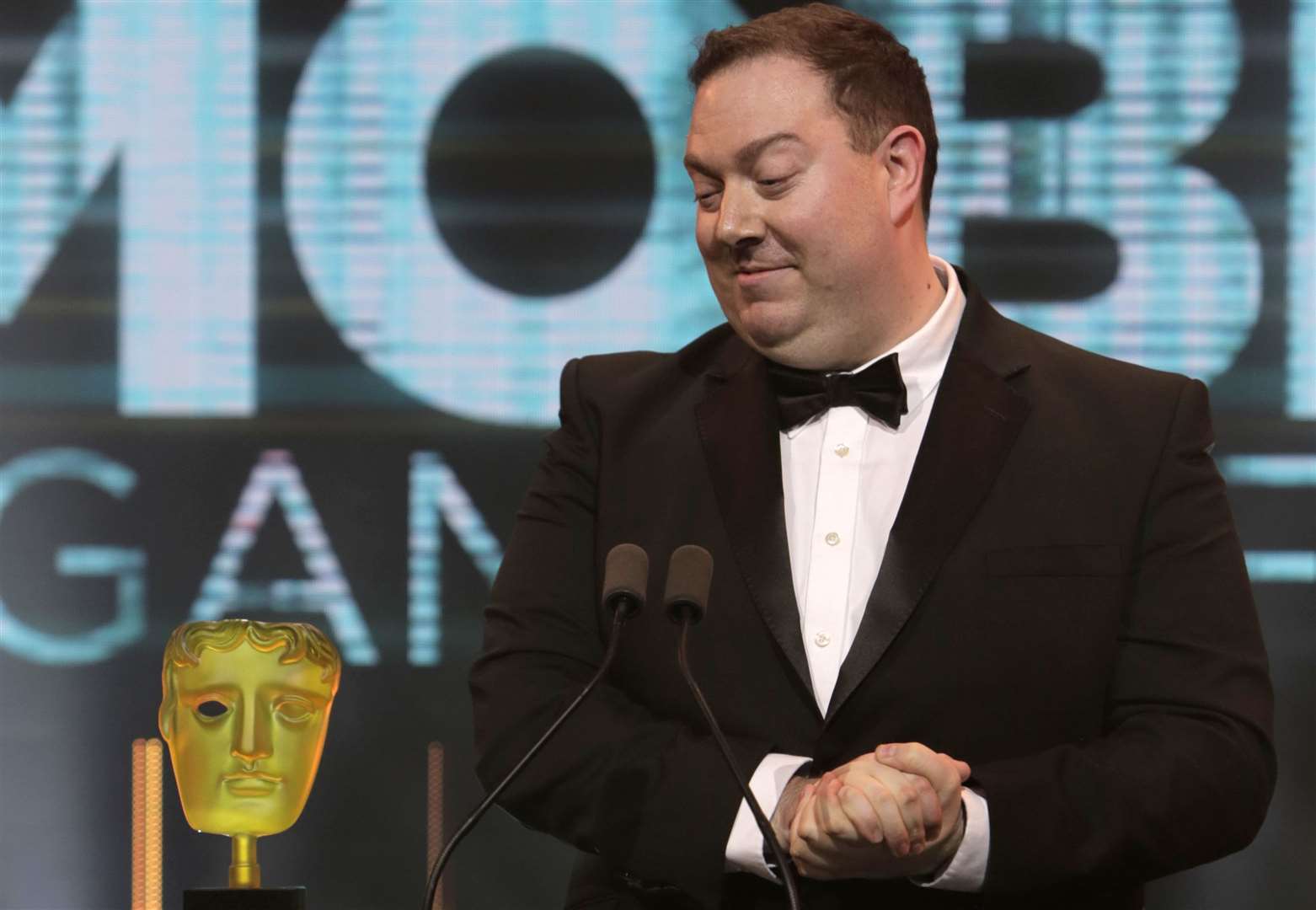 Old School Runescape Wins The Inaugural EE Mobile Game Of The Year Award At  The 2019 BAFTA Games Awards